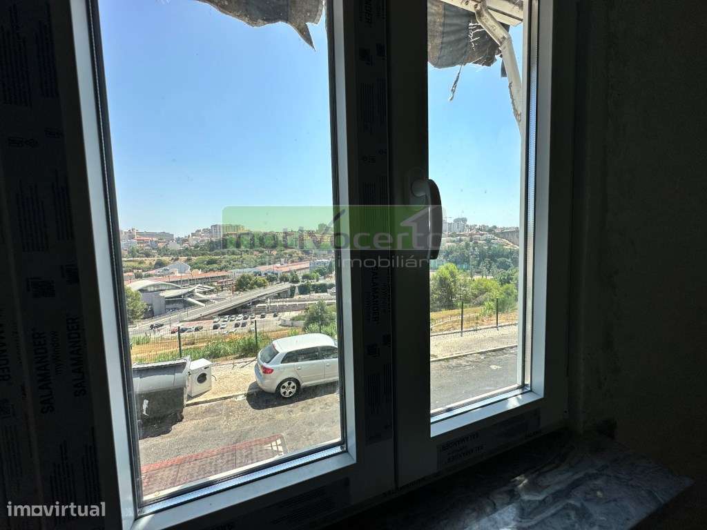 Prédio Devoluto com Grande Potencial de Reabilitação no Bairro da S...-23