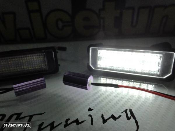 Suporte De Lâmpada De Matricula Com Led Branco Para Porsche Carrera GT, 911 Carrera 996, 997, GT2, GT3, Boxster 987, Cayene 9PA, Cayman 987C, Seat Altea / Exeo / Exeo ST, Ibiza 6J, Leon 1P, Audi TT 8N 2-doors 1999-2006, VW EOS, Golf 4, 5, 6, 7, Lupo, Passat 3C, CC, Phaeton, Scirocco, Polo 6N2, 9N,9N3, Beetle, Passat B6, B7, Skoda Superb 3T 4-drs Sedan 2008. - 20