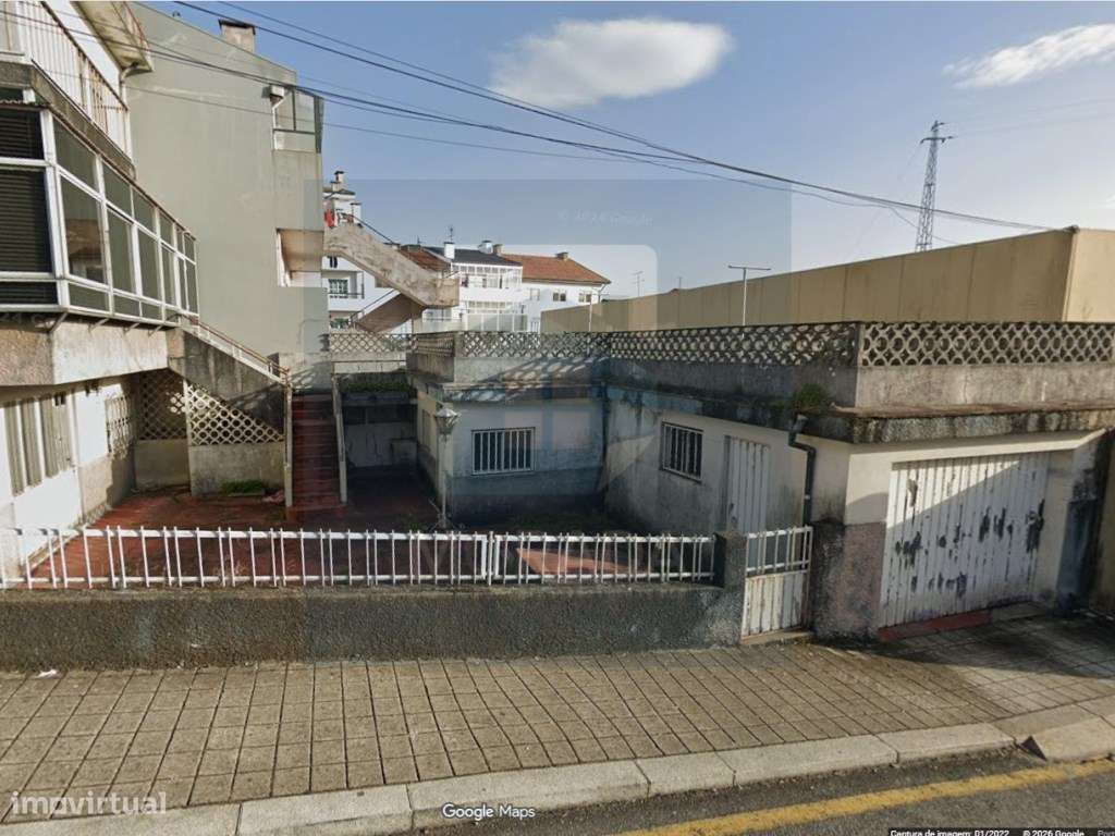 MORADIA DE 3 FRENTES || RIO TINTO - Grande imagem: 3/3