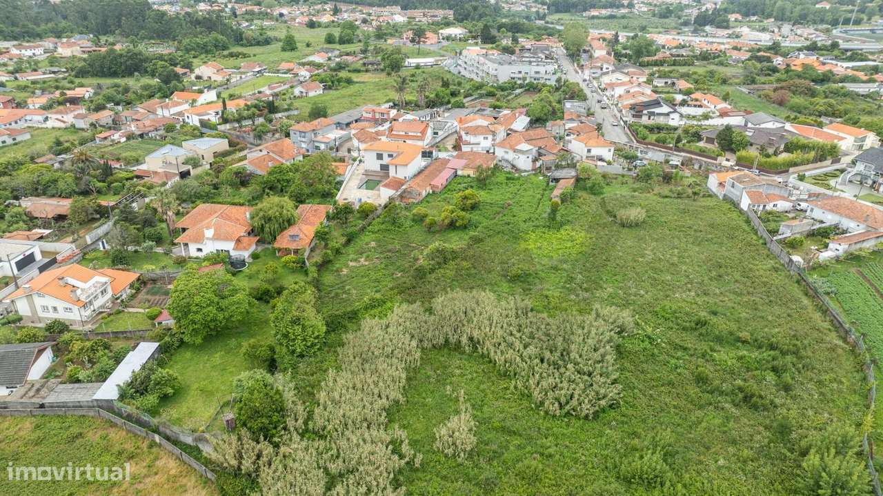 Moradias T3 e T4, térrea, com terreno em Grijó, Vila Nova de Gaia - Grande imagem: 4/44