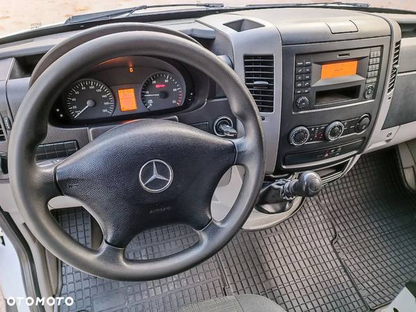 Mercedes-Benz Sprinter - 31