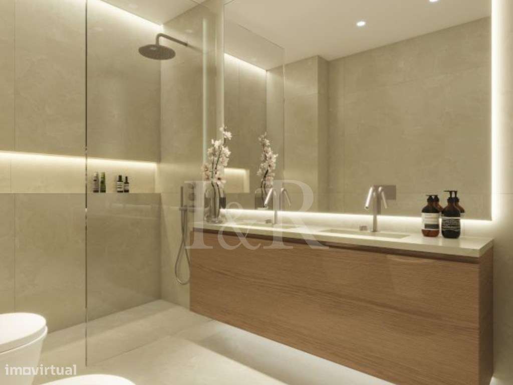 Apartamento T3 com varanda e estacionamento na Estrela, Lisboa - Grande imagem: 4/39