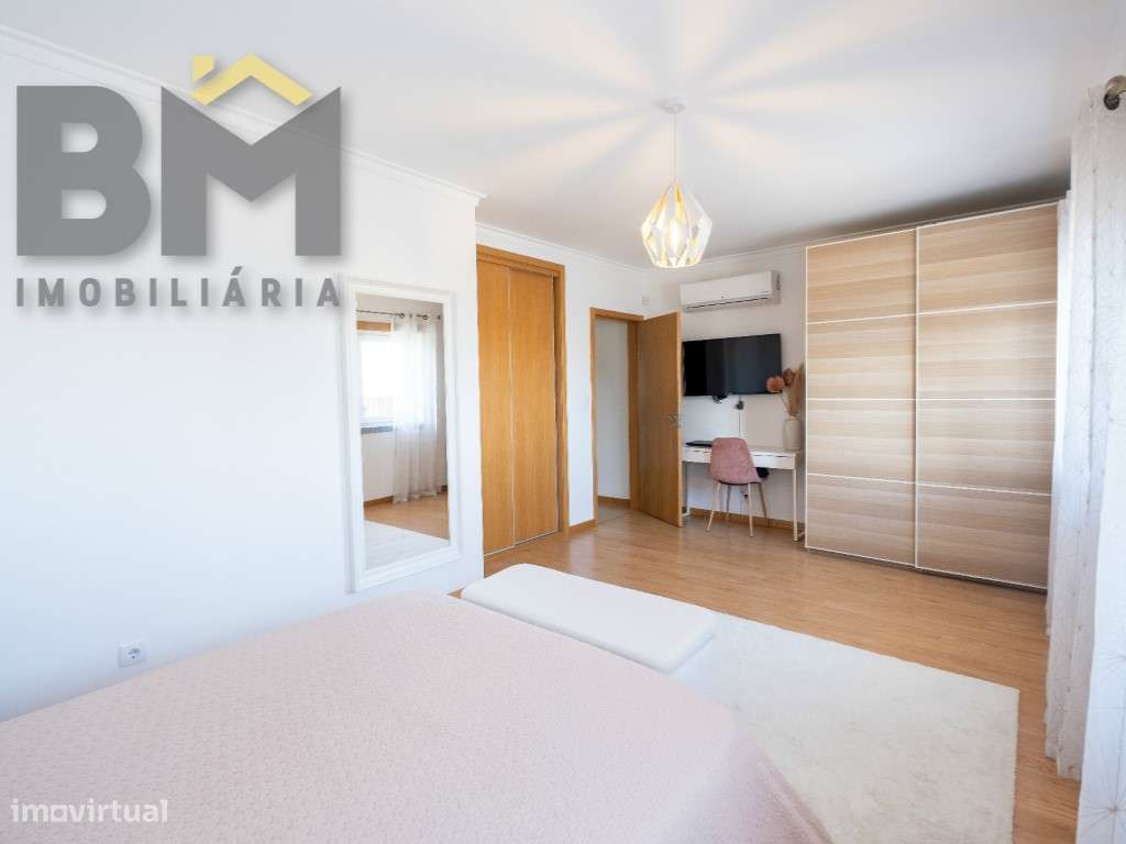 Apartamento T1 convertido em T2 com Tecnologia e Centralidade-7