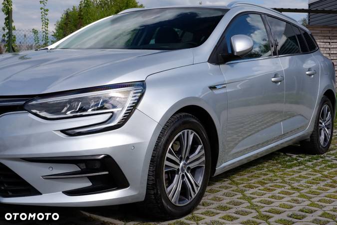 Renault Megane Grandtour E-TECH Plug-in 160 INTENS - 34