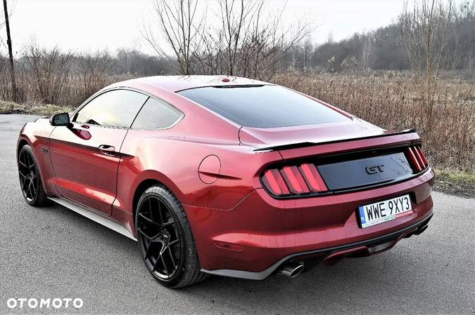 Ford Mustang 5.0 V8 GT - 9