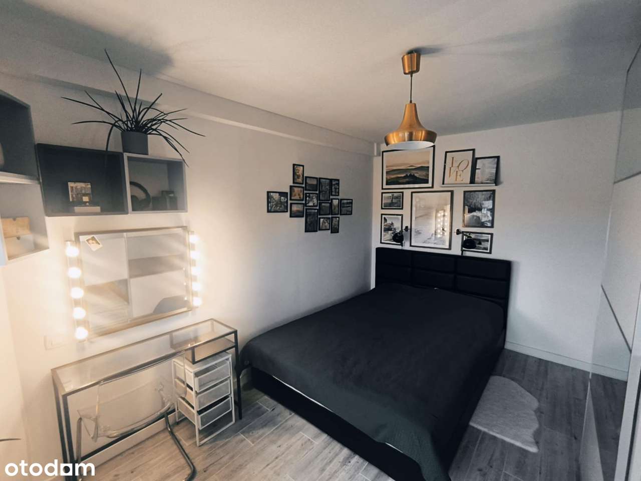 Trzypokojowe gotowe do zamieszkania mieszkanie z balkonem w centrum - Pełny obrazek: 4/17