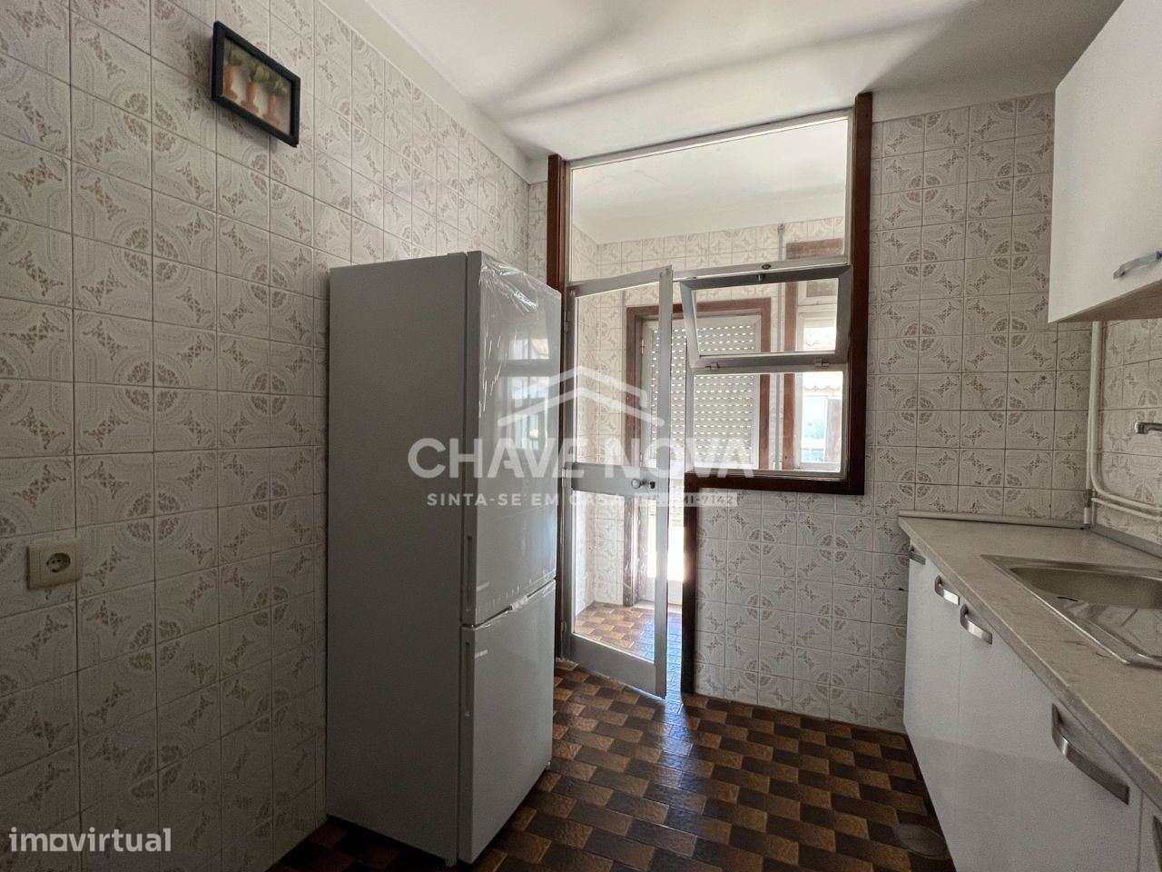 Apartamento T1 em Santa Marinha-4