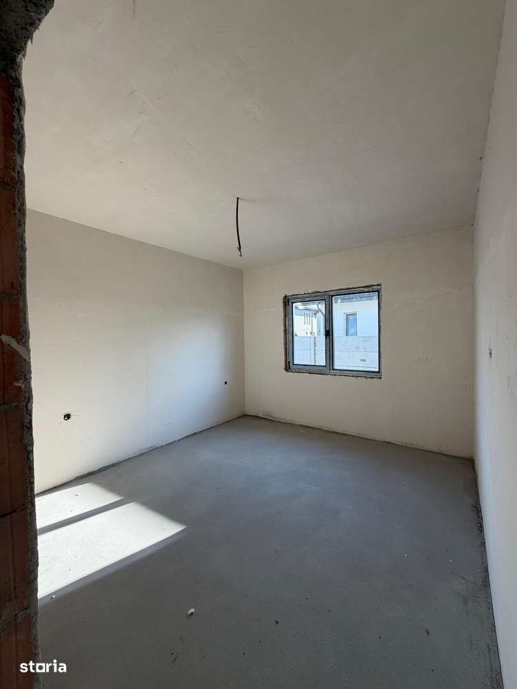 FARA COMISIOANE casa 4 camere 2 bai incalzire pardoseala curent 380v-4