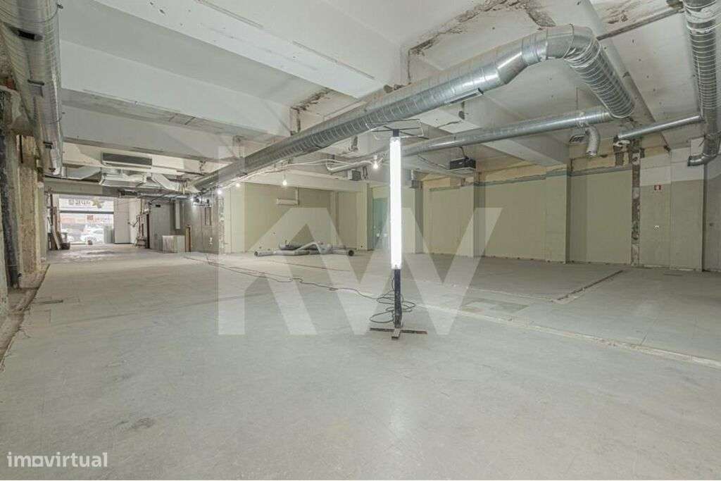 Prédio Estefânia | Junto ao Jardim Constantino - Grande imagem: 5/26