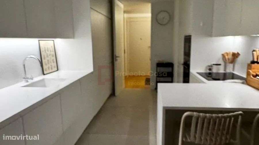 Apartamento de Prestígio com 3 Suítes e Excelente Luminosidade-5