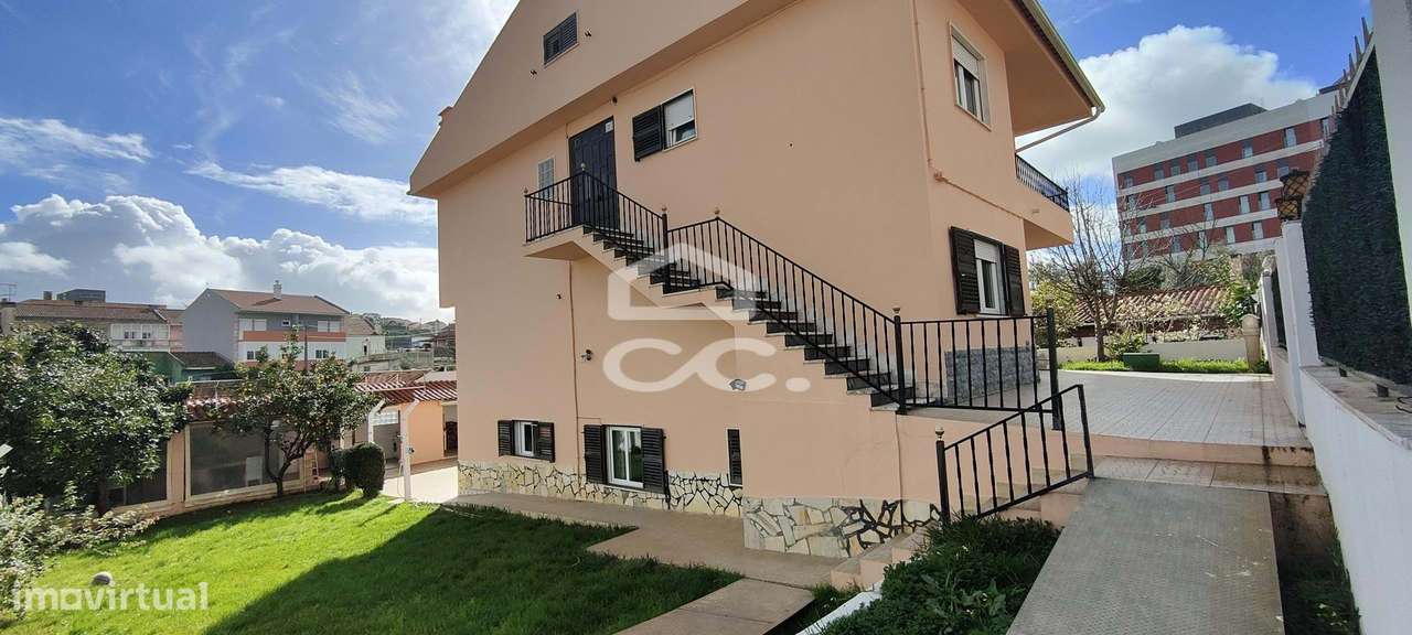 Procura uma Moradia Independente e/ou Bi-Familiar? - Grande imagem: 5/41