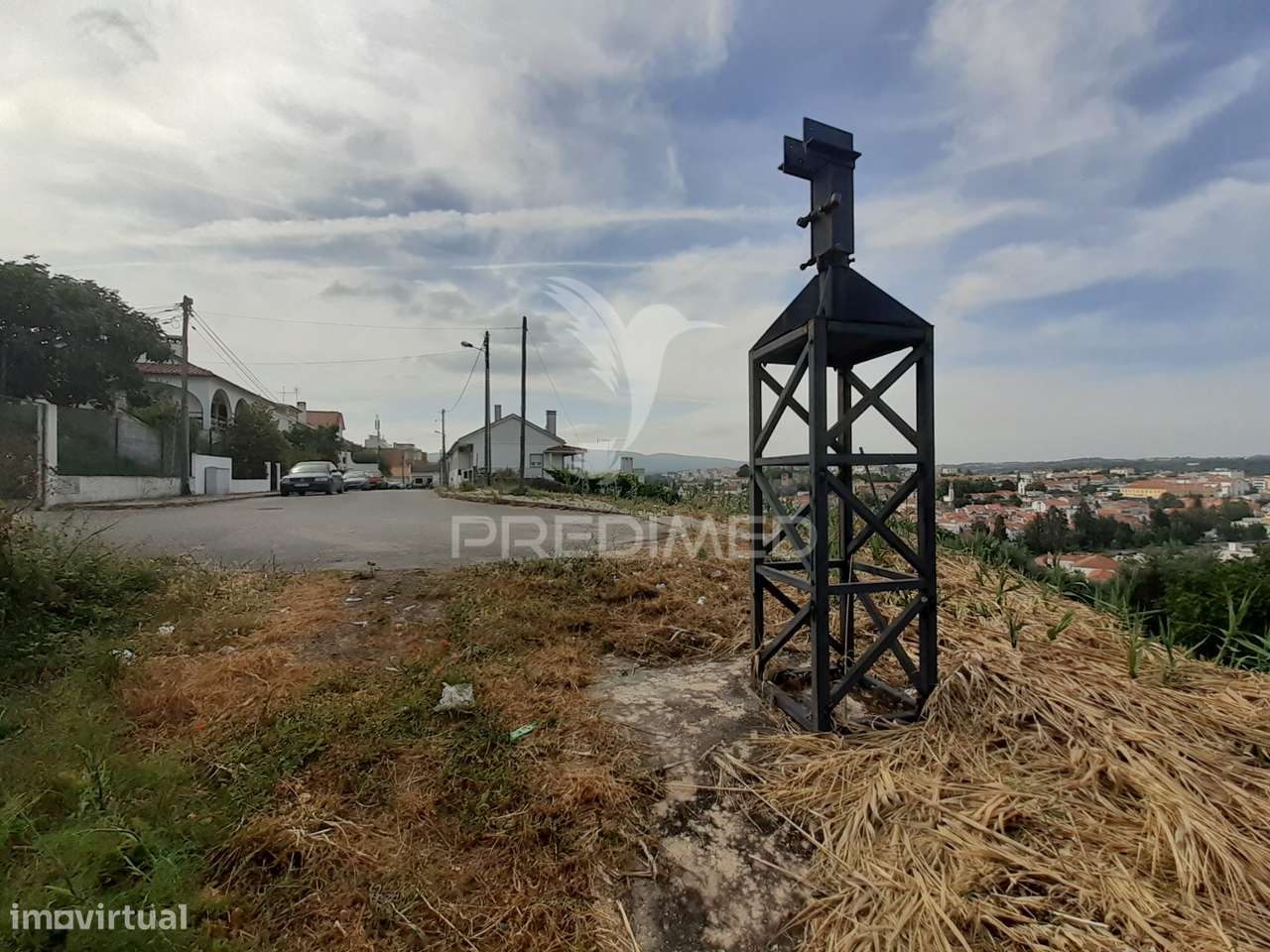 Lote de Moradia - Grande imagem: 5/15