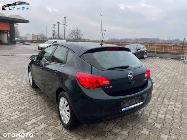 Opel Astra 1.6 CDTI DPF ecoFLEX Start/Stop ENERGY - 13