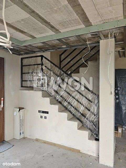 Dom w stanie deweloperskim Regiel-17