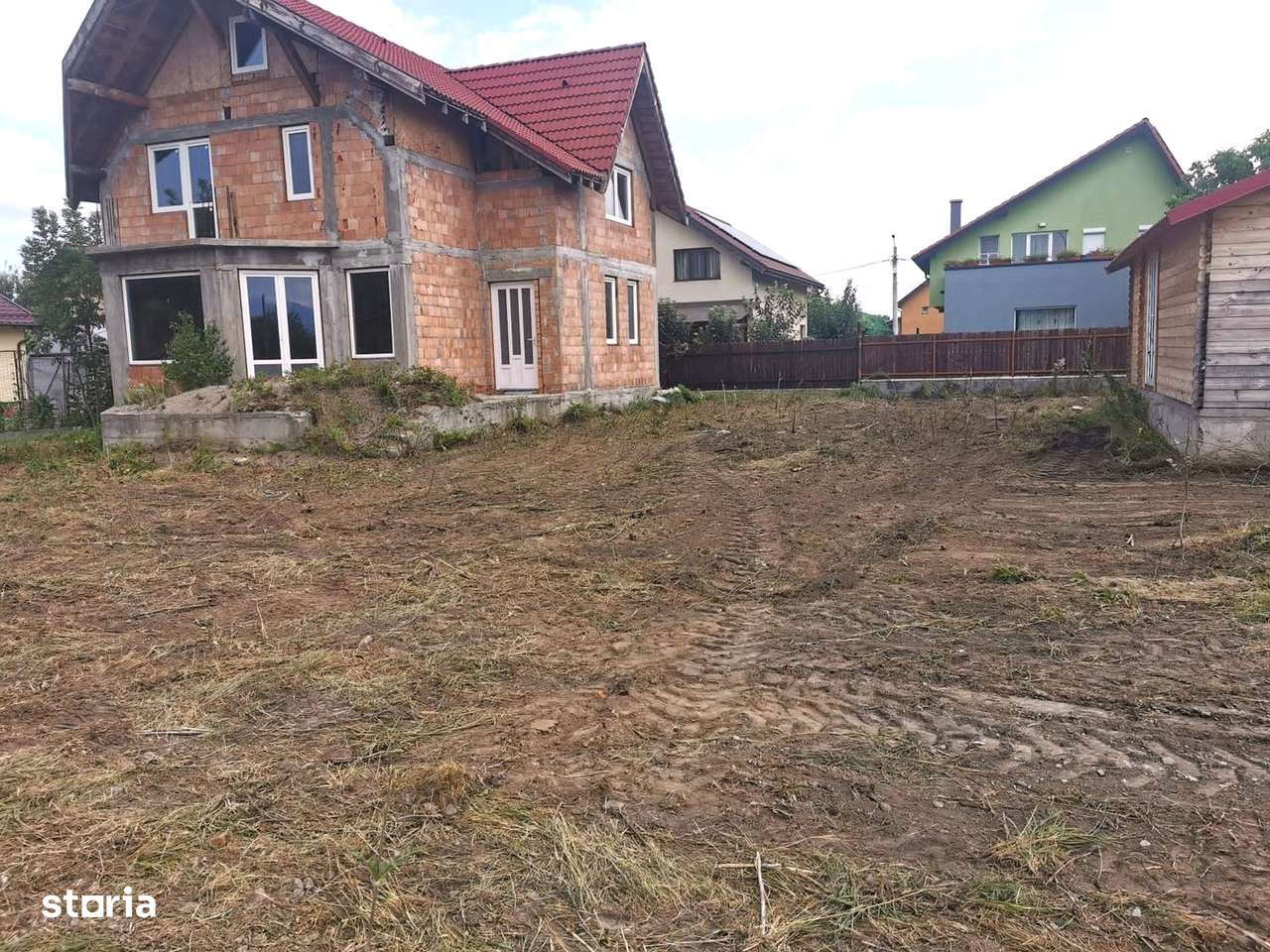 Casă la roșu de vânzare în Hărman, Cartierul Tineretului-2