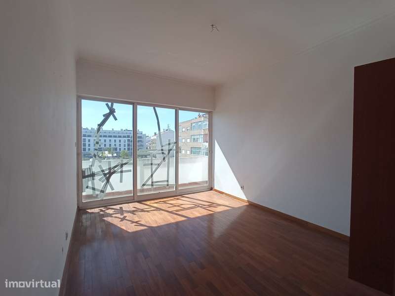 Apartamento em Montijo, Montijo-9