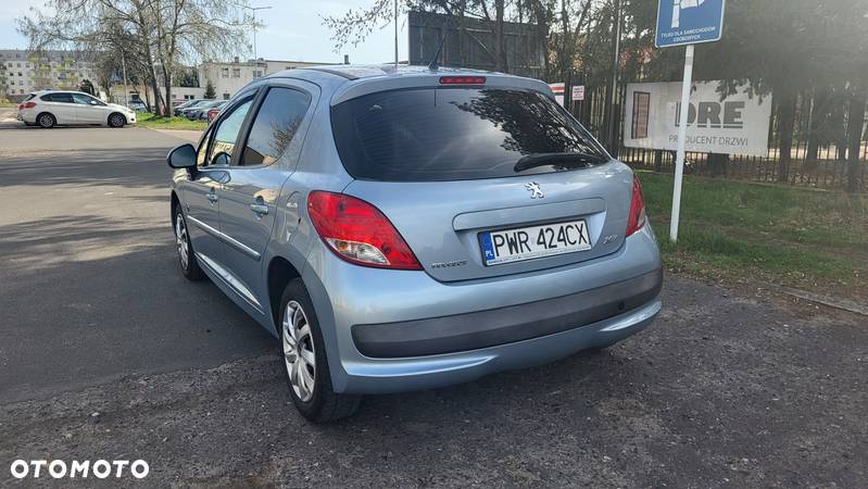 Peugeot 207 1.6 HDi Access 98g - 6