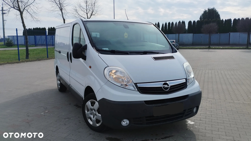 Opel Vivaro - 4