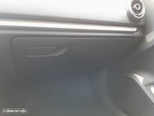 Porta Luvas Audi A3 Sportback (8Va, 8Vf) - 1