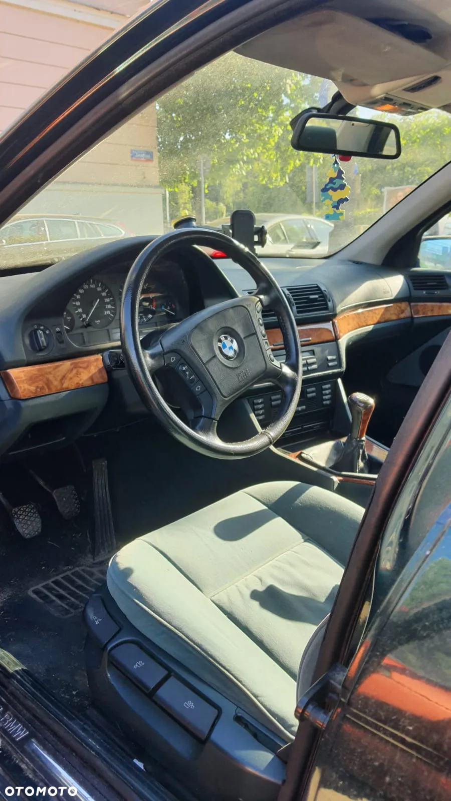 BMW Seria 5 523i - 5