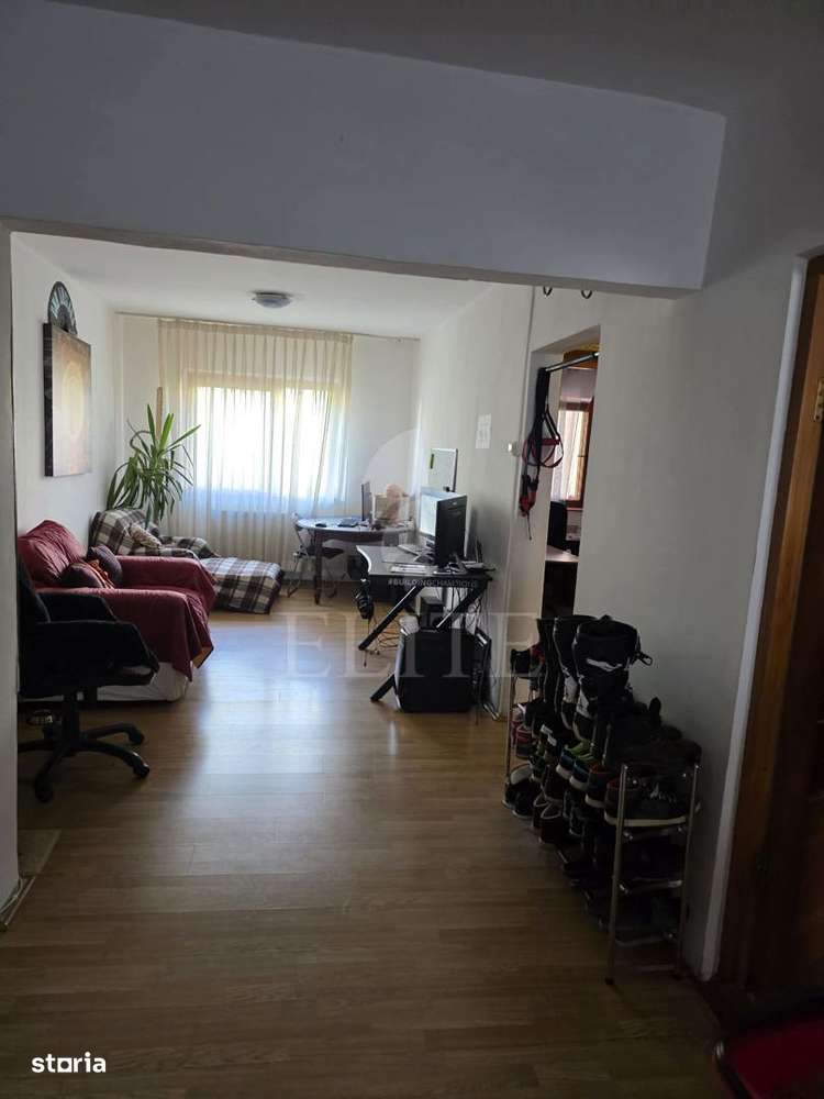 Apartament 3 camere în zona MOGOSOAIA-13