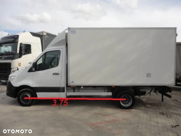 Mercedes-Benz Sprinter - 7