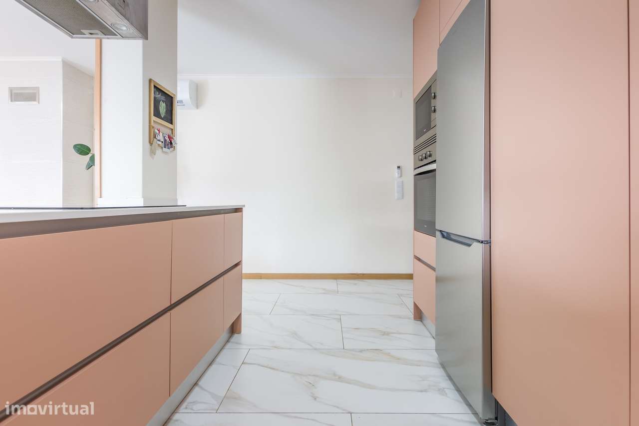 Moradia isolada com piscina aquecida num terreno de 398 m²!-21