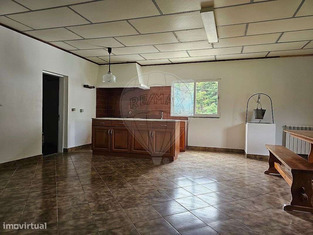 Moradia T5 para venda-12