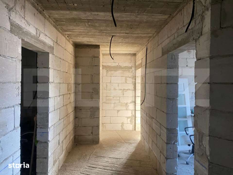 Casa individuala la rosu, 6 camere, 550 mp, 600 mp de teren, zona Patr - Imagine principală: 4/5