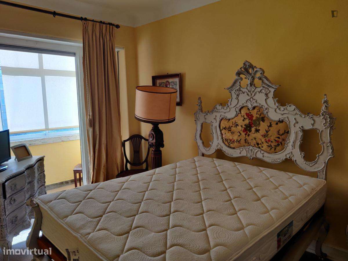 Quarto - localizado em Alameda Lisbon - Grande imagem: 1/3