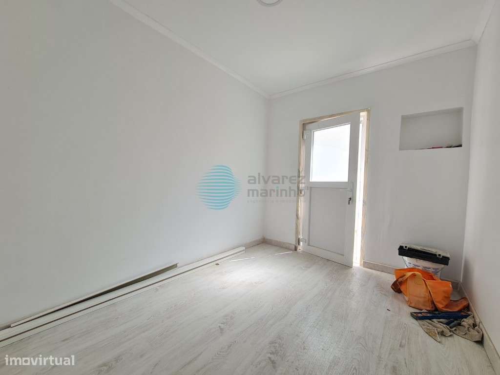 Moradia V3, usada, em Ajuda/Lisboa - Grande imagem: 2/17