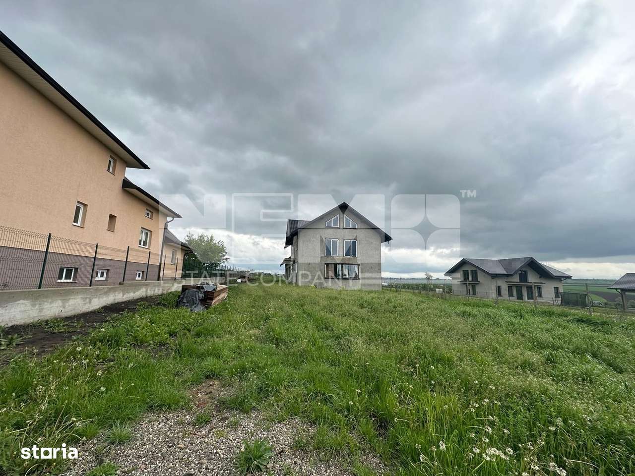 CASĂ LA GRI DE VÂNZARE ÎN MOARA NICA, SUCEAVA | 200.000€ - Imagine principală: 3/16