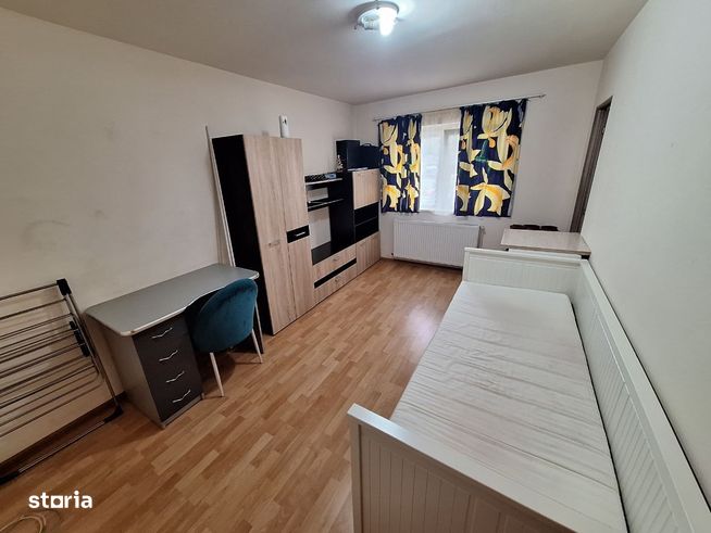 180 euro !!! Garsoniera cu centrala proprie Zona Complexul Studenteac