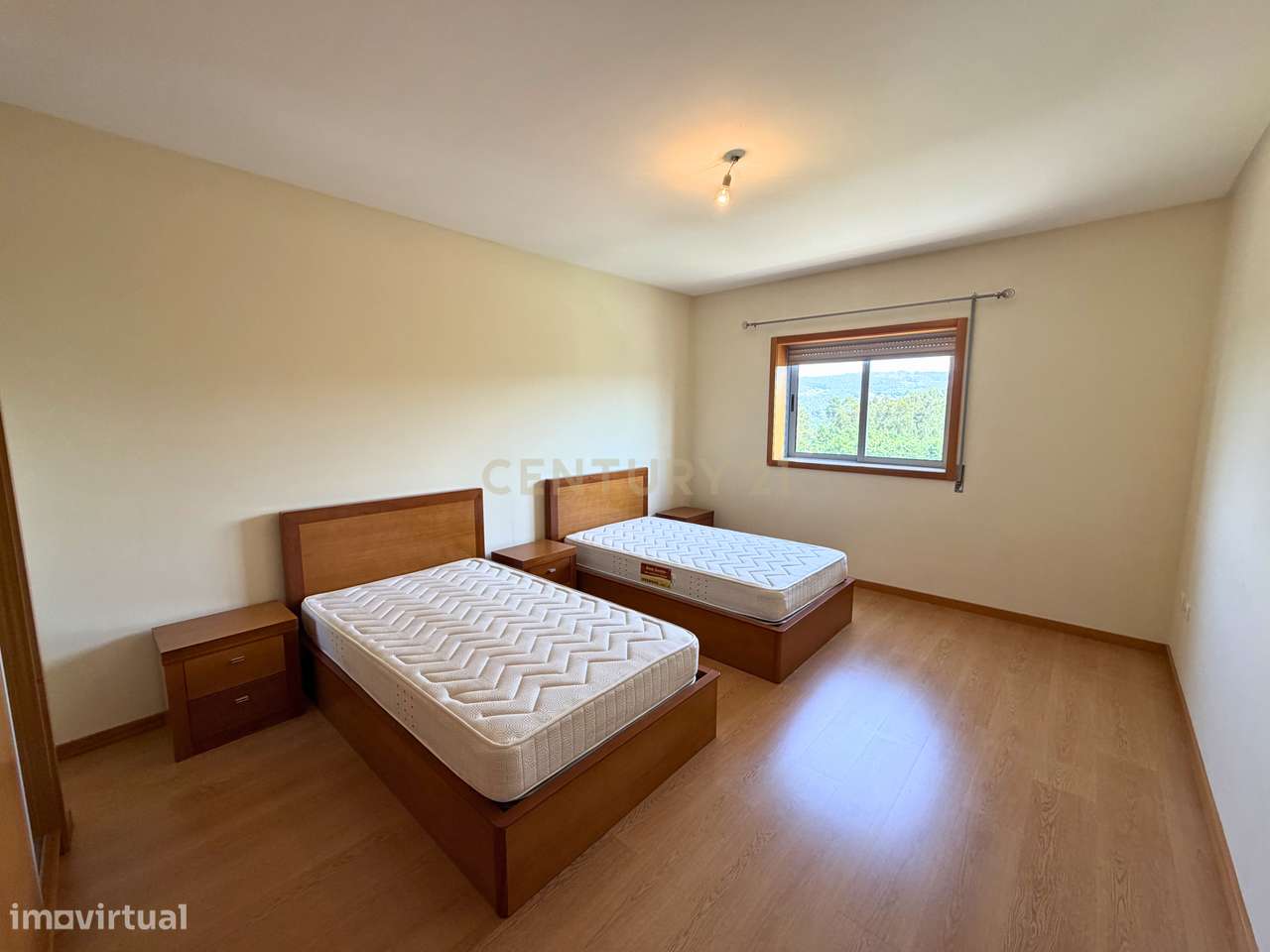 Moradia Geminada em Lodares, Lousada-20