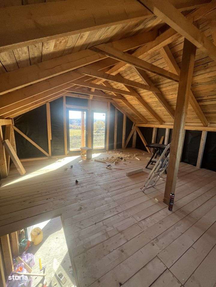 Cabana P+ M  de 84 mp utili si teren de 1000 mp in Marisel - Imagine principală: 4/12