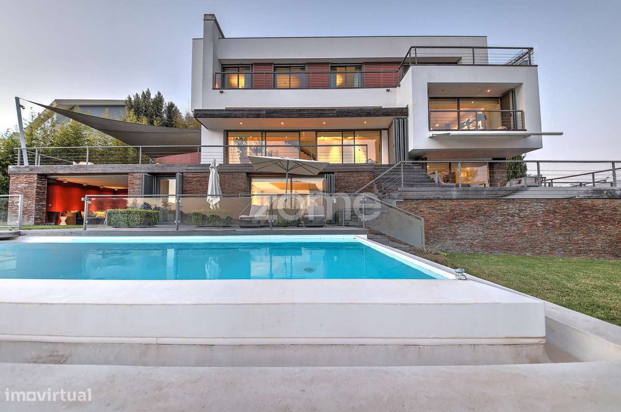 Exclusiva Moradia de Luxo T5+1 com Vista Mar | Lote de 960 m²-52