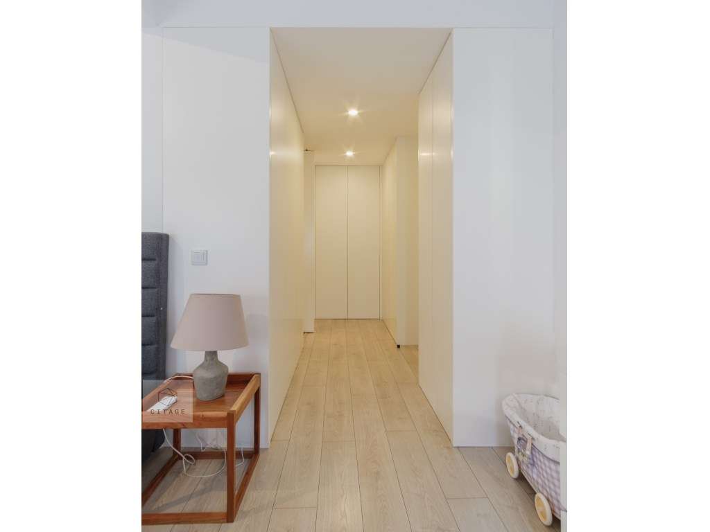 Apartamento T3 com garagem Amoreiras-22