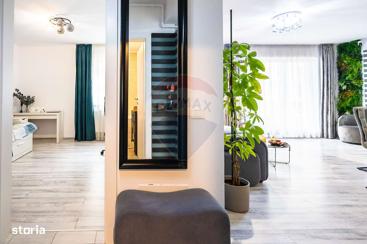 Apartament cu 3 camere de vânzare în zona Tomis Plus-3