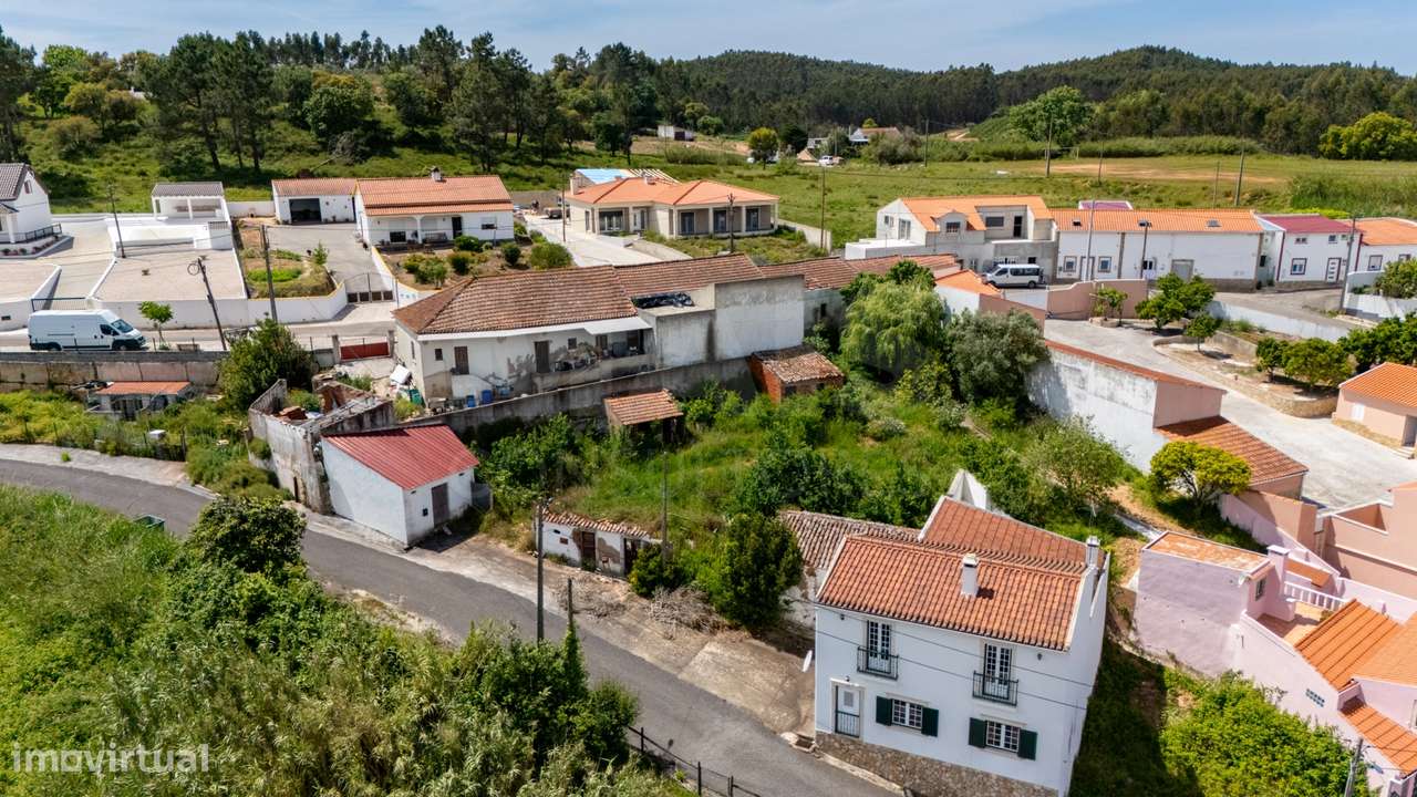 Ruína em terreno de 186,5m2 em Pêro Moniz - Grande imagem: 5/14