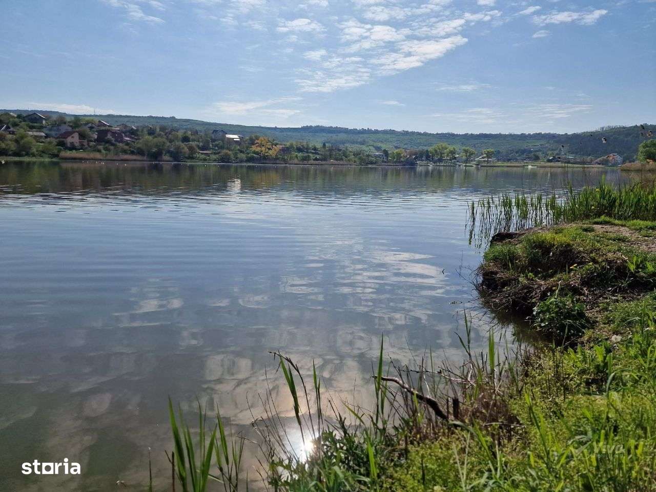 Lac Dorobanț, 950 mp teren, deschidere direct la lac - Imagine principală: 2/7