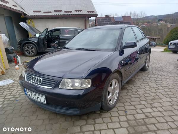 Audi A3 1.9 TDI Ambiente - 8