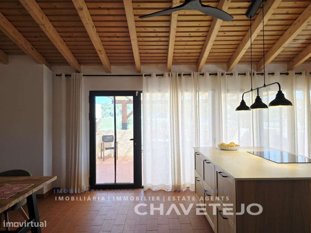 Charmosa moradia T3 em pedra para venda perto de Chãos Ferreira do ...-35
