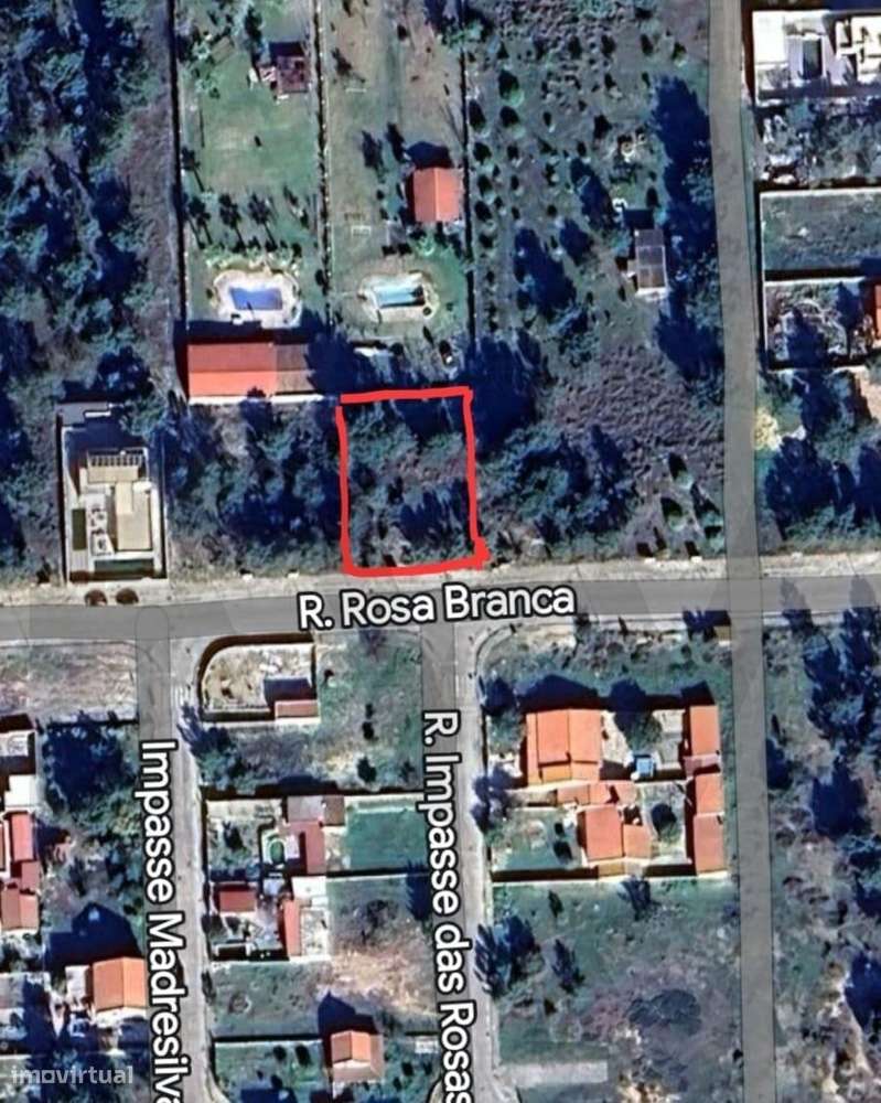 Terreno Urbano de 627m2 - Qta do Anjo - Palmela c/ou s/projecto - Grande imagem: 2/40