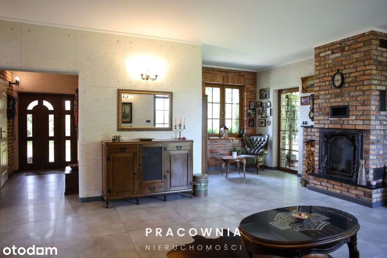 Nietuzinkowy dom przy ścianie lasu - Pełny obrazek: 5/20