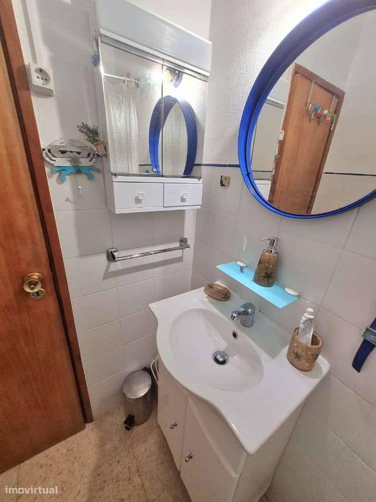 Apartamento T1 50 metros do areal da praia-12