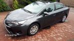 Toyota Avensis 1.6 Active - 10