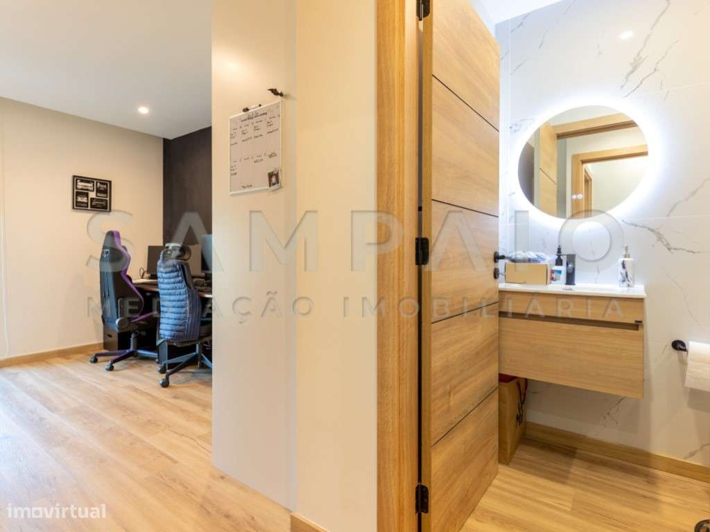 Apartamento T2 - Fânzeres - C/ Novo!-17