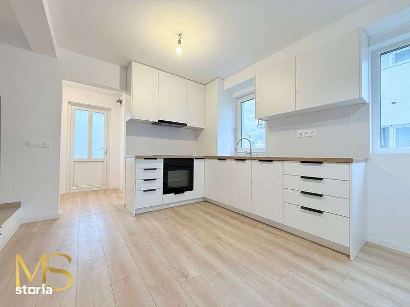 Liziera Brasov || 3 camere || Curte || 73 mp utili - Imagine principală: 5/8