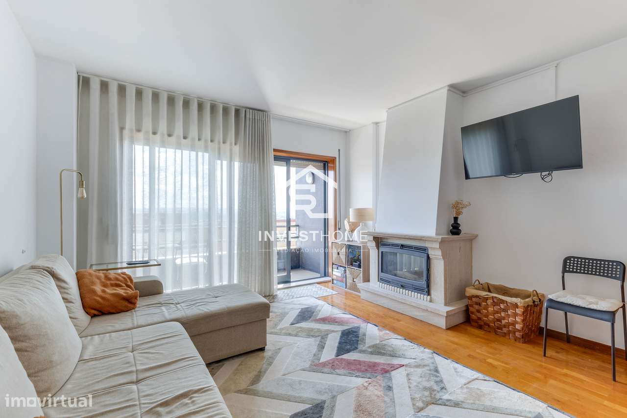 Apartamento T2 | Boas áreas | Varanda | 2 Lugares Garagem-10