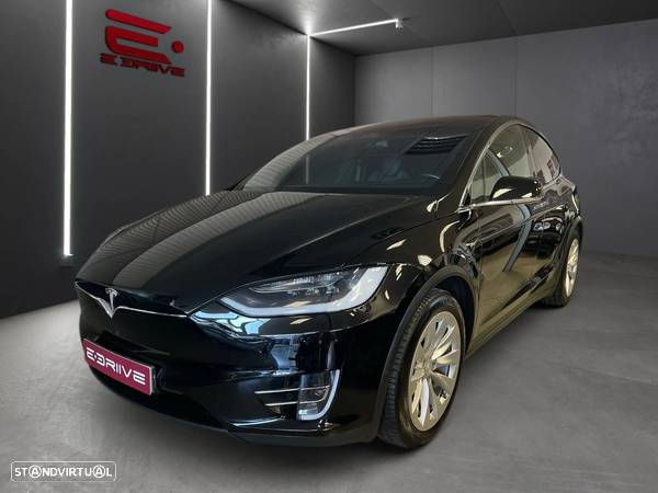 Tesla Model X 75D - 1